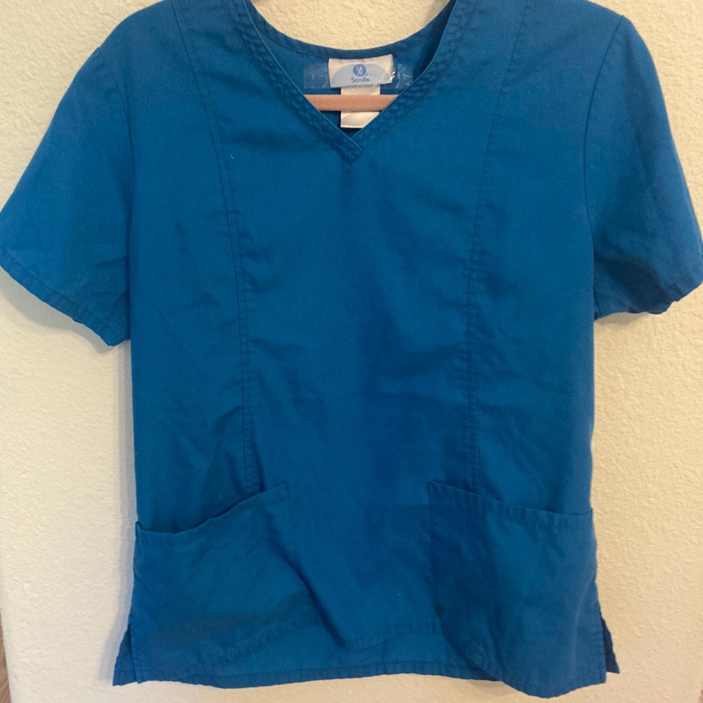 Ladies XSmall SB Blue Scrub Top Firm Price